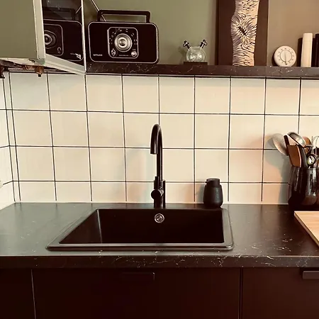 Champs De Mars 1 Proche Centre Ville, Balcon Et Parking Apartamento